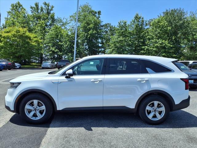 2022 Kia Sorento LX
