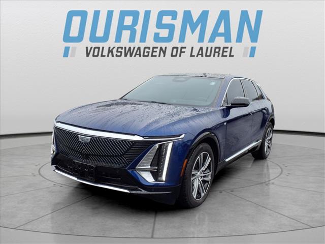 2024 Cadillac LYRIQ Luxury 2