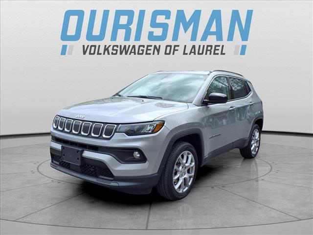 2022 Jeep Compass Latitude Lux