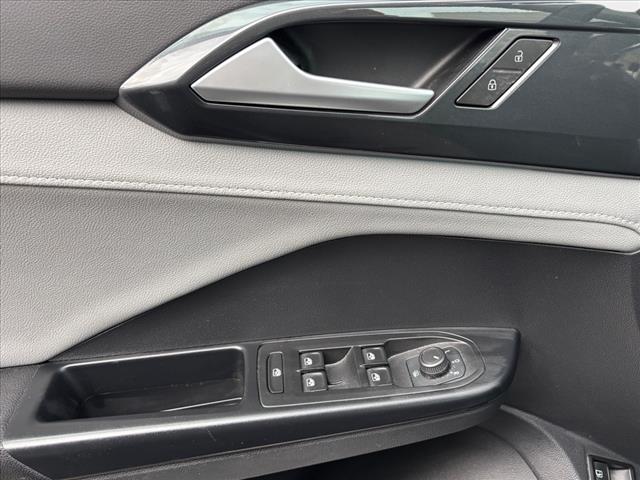 2022 Volkswagen Taos SEL 4Motion
