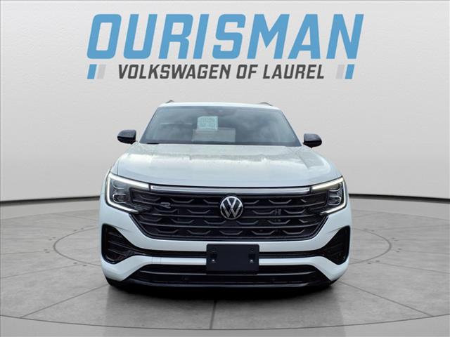 2025 Volkswagen Atlas Cross Sport 2.0T SEL R-Line