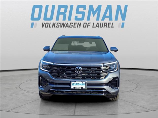 2025 Volkswagen Atlas Cross Sport 2.0T SEL Premium R-Line