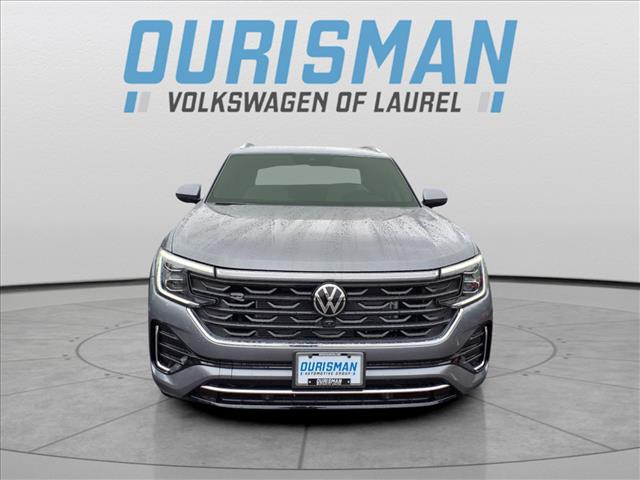 2025 Volkswagen Atlas Cross Sport 2.0T SEL Premium R-Line
