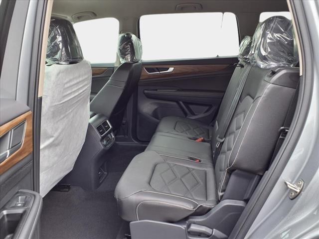 2025 Volkswagen Atlas 2.0T SE
