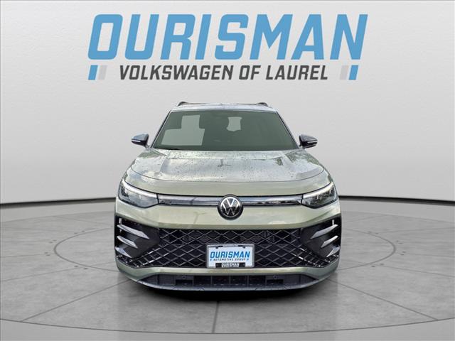 2025 Volkswagen Tiguan 2.0T SE R-Line Black