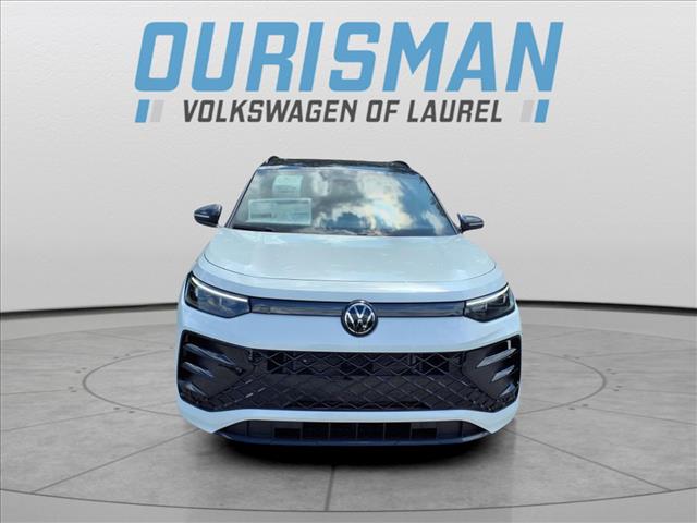 2025 Volkswagen Tiguan 2.0T SE R-Line Black