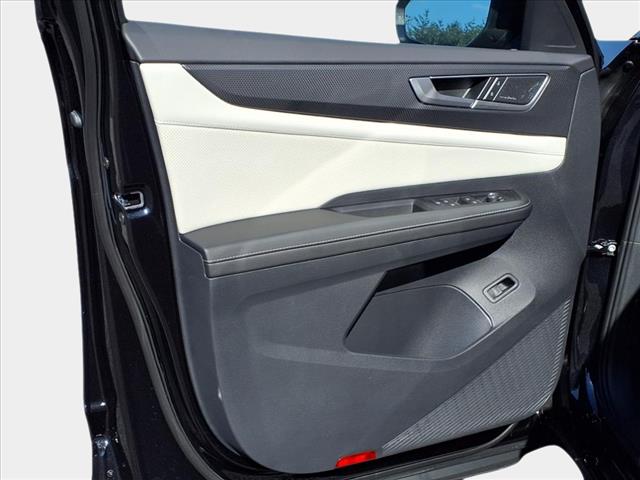 2025 Volkswagen Atlas Cross Sport 2.0T SEL Premium R-Line