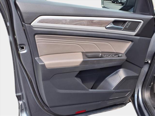 2022 Volkswagen Atlas Cross Sport 2.0T SE