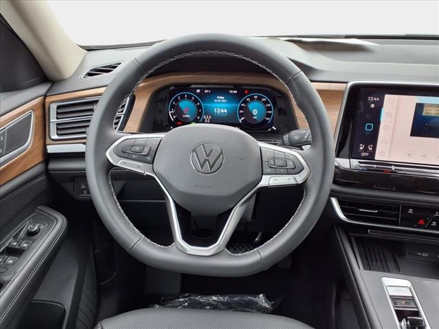 2025 Volkswagen Atlas 2.0T SE