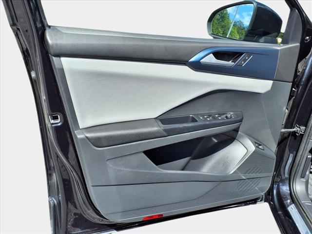 2023 Volkswagen Taos SE