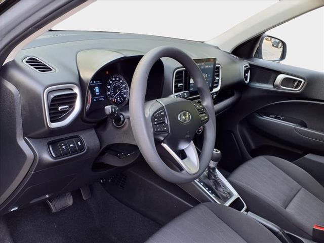 2022 Hyundai VENUE SE