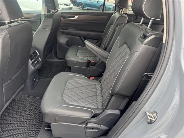 2025 Volkswagen Atlas SEL Premium R-Line 4Motion