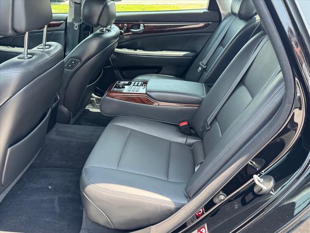 2016 Hyundai Equus Signature