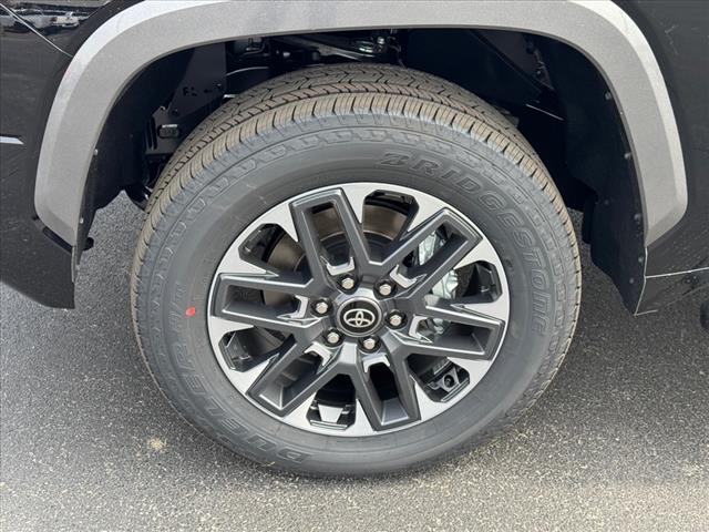 2025 Toyota Tundra LIMITED HYBRID CREWMAX 5.