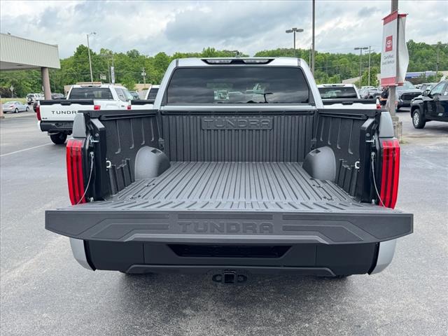 2025 Toyota Tundra SR CREWMAX 5.5 BED