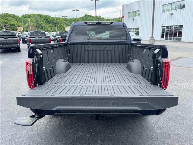 2025 Toyota Tundra PLATINUM CREWMAX 6.5 BED