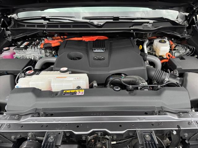 2024 Toyota Tundra Platinum HV