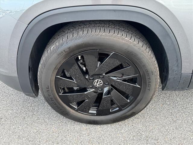 2024 Volkswagen Atlas Cross Sport SE 4Motion