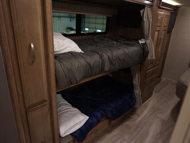2021 Jayco SENECA CLASSCDIESEL