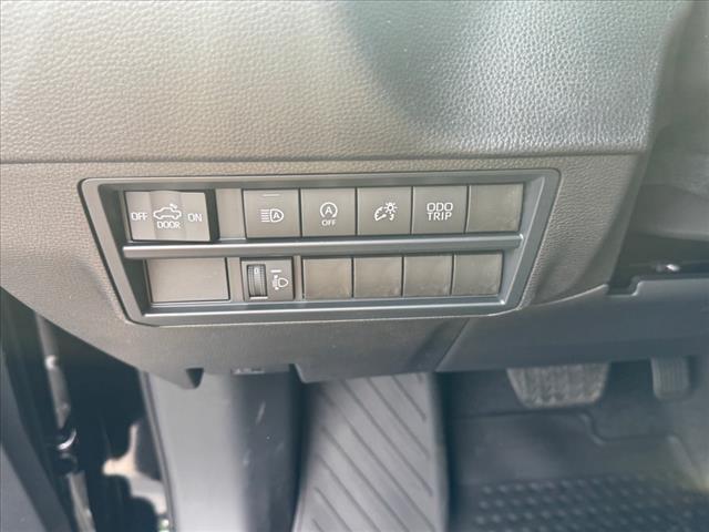 2025 Toyota Tundra SR5 CREWMAX 5.5 BED