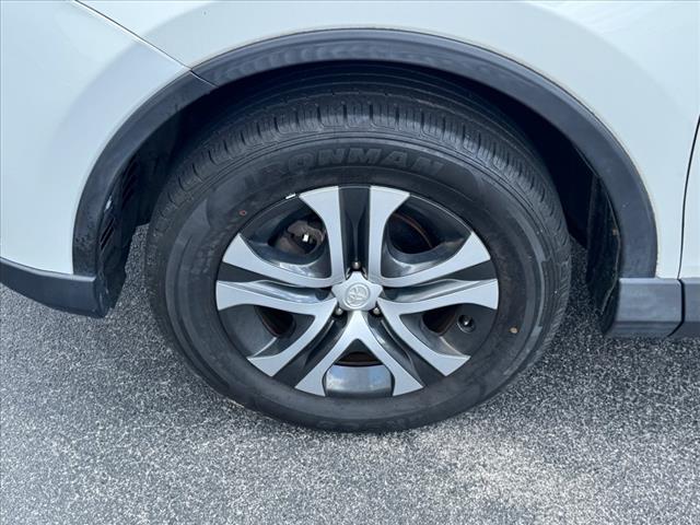 2017 Toyota RAV4 LE AWD (NATL)