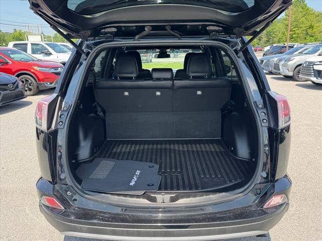 2017 Toyota RAV4 SE