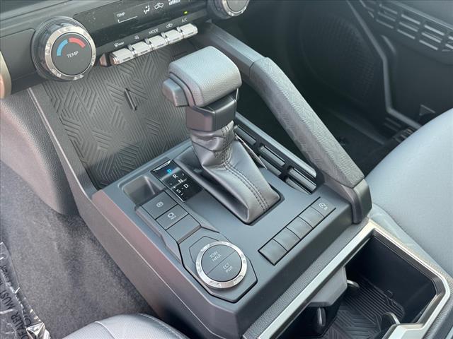 2025 Toyota Tacoma SR5 DOUBLE CAB 5 BED AT