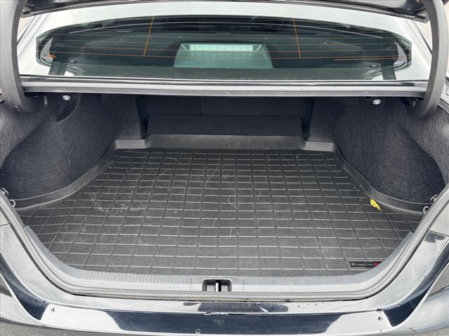 2023 Toyota Camry SE AUTO