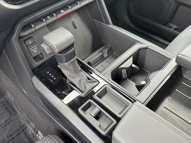 2025 Toyota Tundra SR CREWMAX 5.5 BED