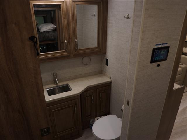 2021 Jayco SENECA CLASSCDIESEL