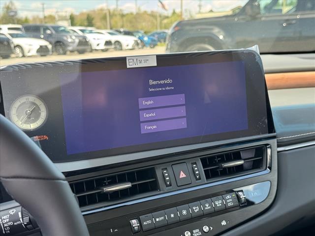2025 Lexus ES 300h ES 300H FWD