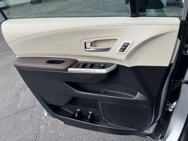 2023 Toyota Sienna PLATINUM AWD 7-PASSENGER