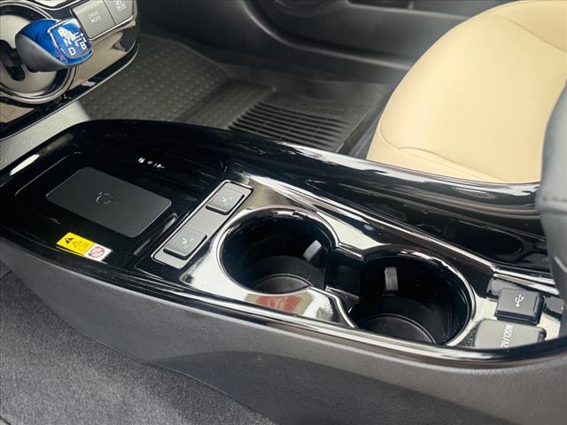 2022 Toyota Prius XLE AWD-E