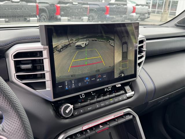 2025 Toyota Tundra PLATINUM CREWMAX 5.5 BED