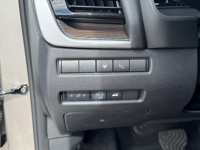 2024 Nissan Rogue AWD PLATINUM