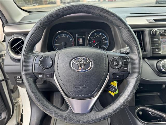 2017 Toyota RAV4 LE AWD (NATL)