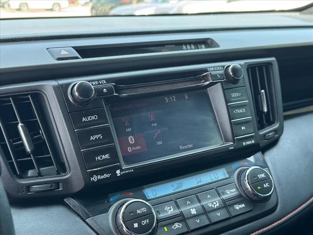 2017 Toyota RAV4 SE