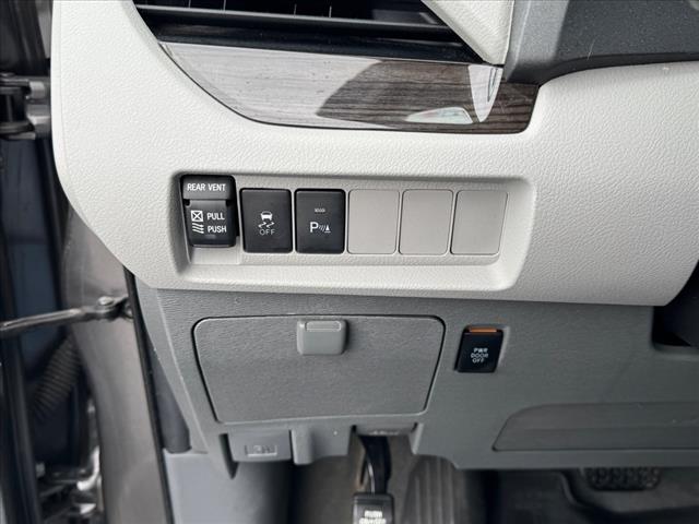 2020 Toyota Sienna XLE 8-Passenger
