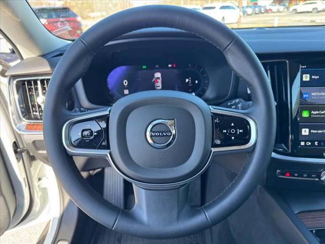 2024 Volvo V60 Cross Country B5 AWD PLUS