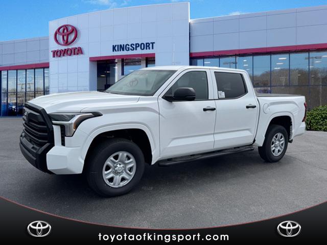 2025 Toyota Tundra SR CREWMAX 5.5 BED
