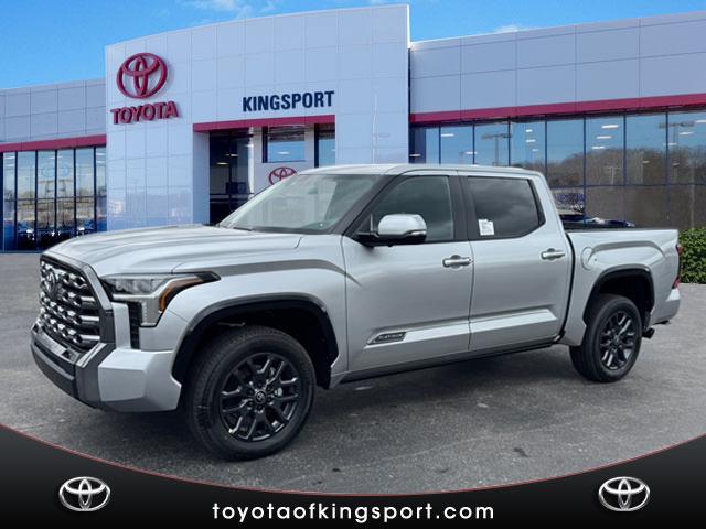 2025 Toyota Tundra PLATINUM CREWMAX 5.5 BED