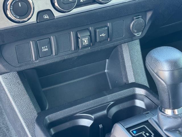 2023 Toyota Tacoma SR5 DOUBLE CAB 5 BED V6