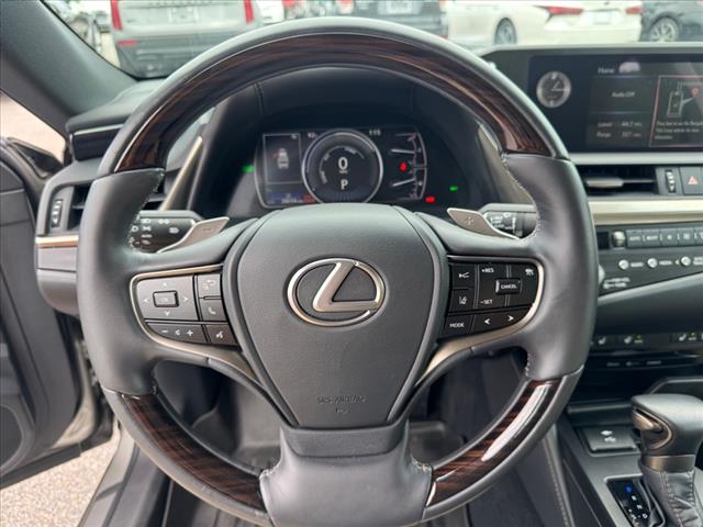 2021 Lexus ES 300h Base