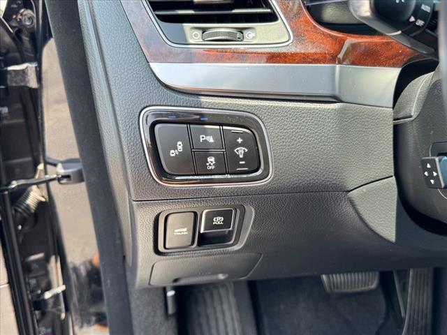 2016 Hyundai Equus Signature