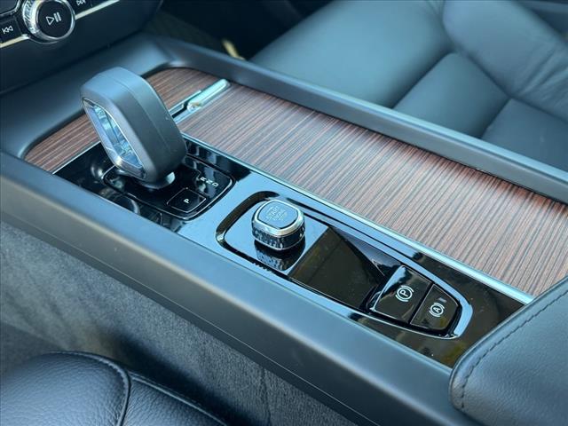 2024 Volvo V60 Cross Country B5 AWD PLUS