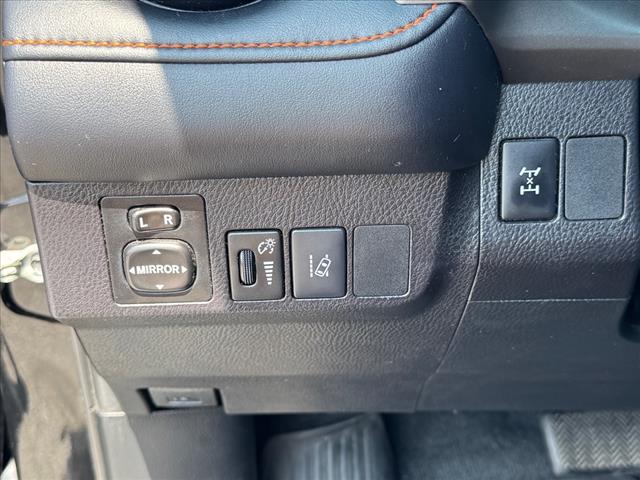 2017 Toyota RAV4 SE
