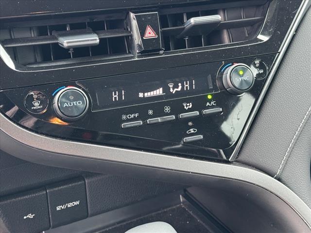2023 Toyota Camry SE AUTO