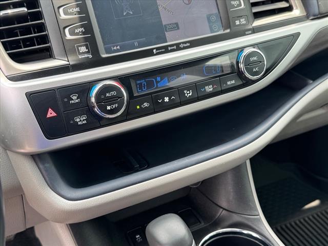2019 Toyota Highlander 