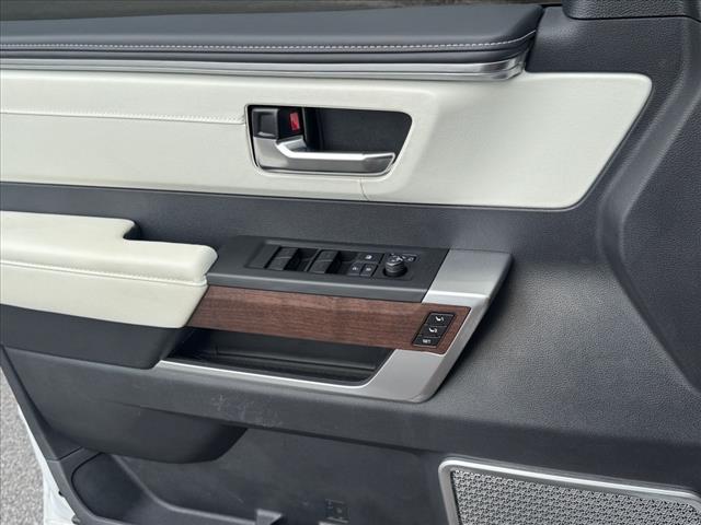 2024 Toyota Sequoia 