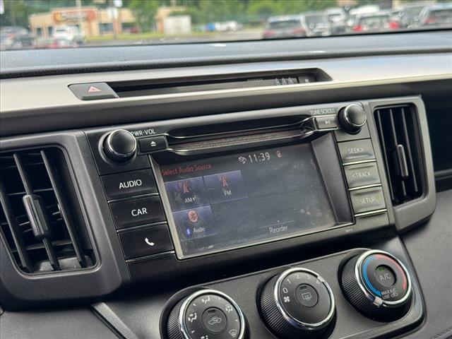 2017 Toyota RAV4 LE AWD (NATL)